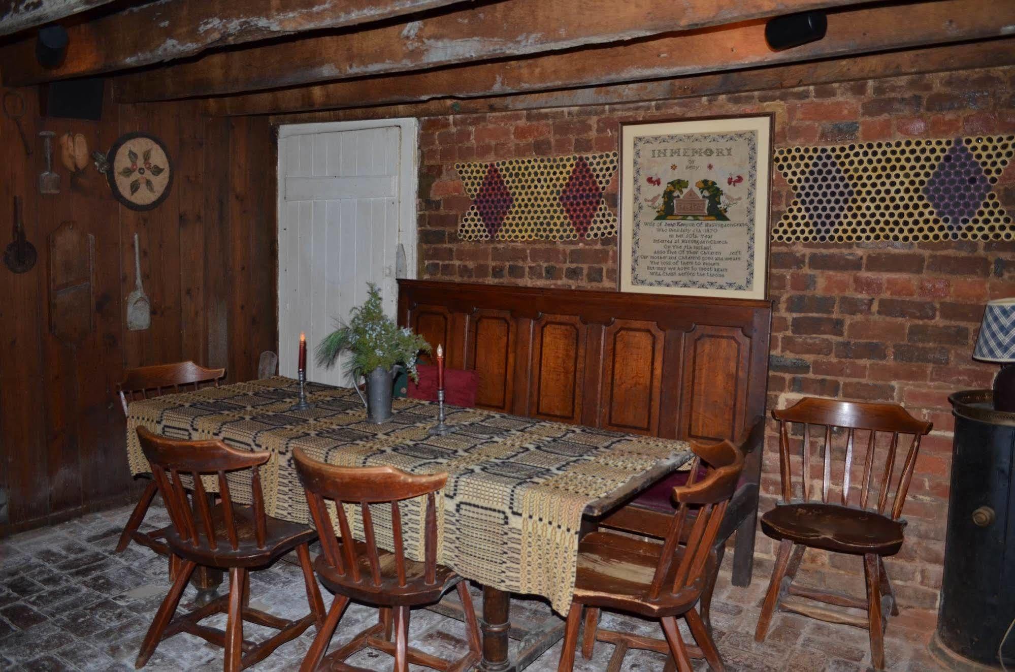 Wayside Inn Middletown 외부 사진